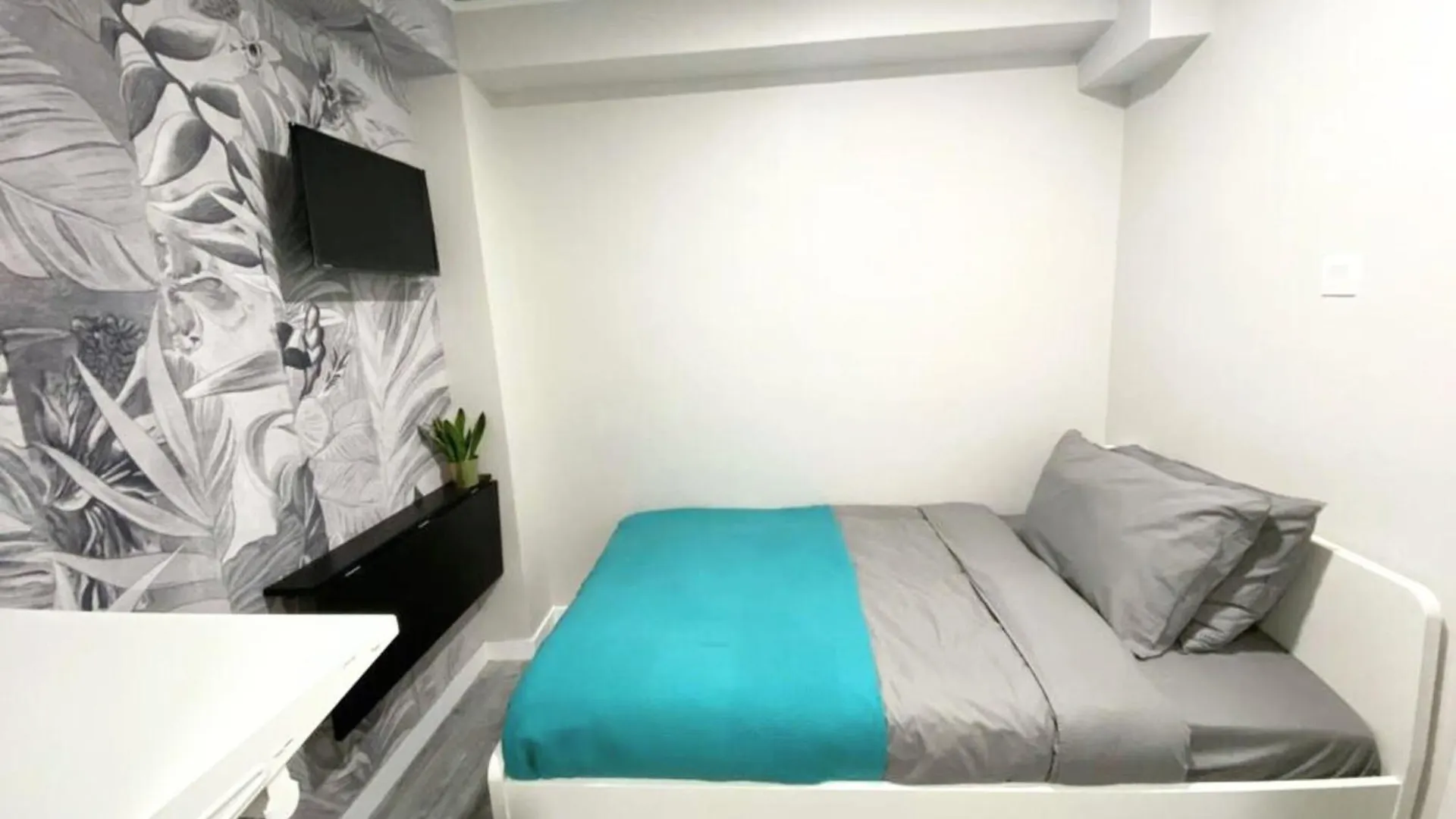 Pillows Coliving Hong Kong 2*,  China