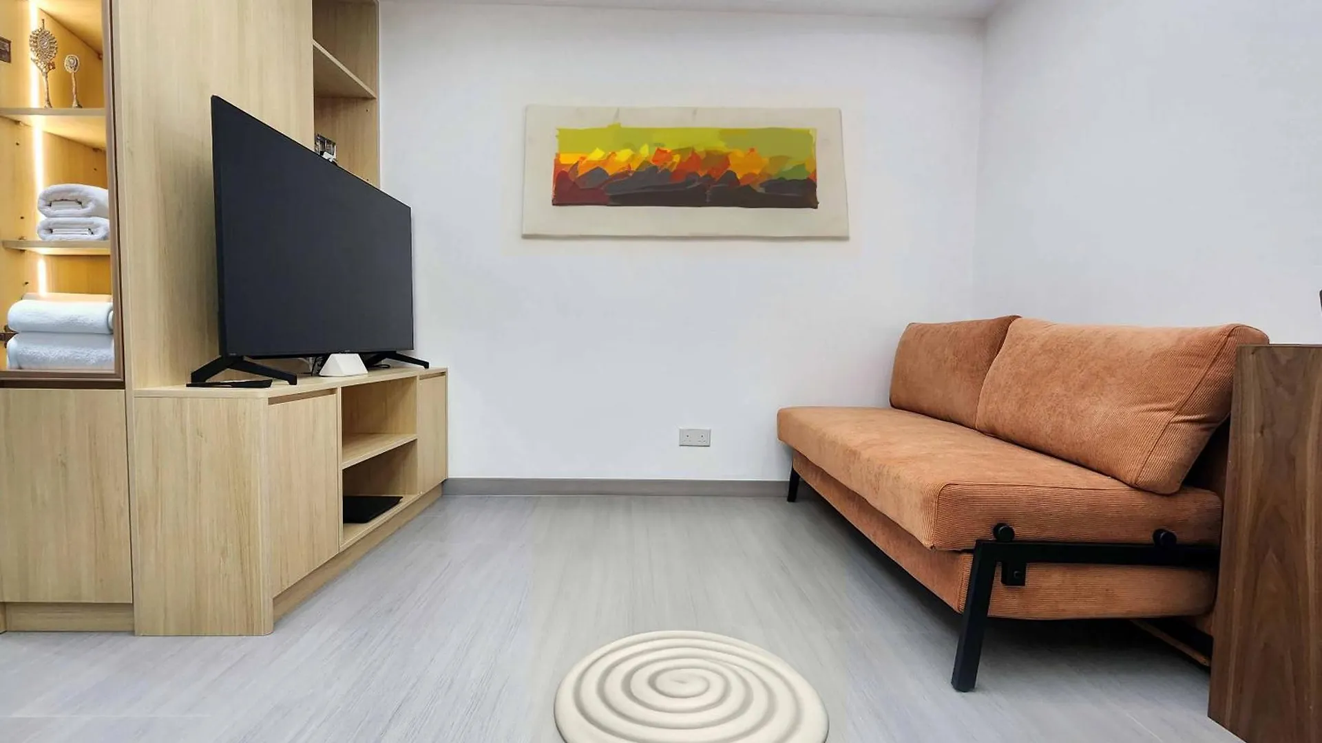 ** Inn Pillows Coliving Hong Kong China
